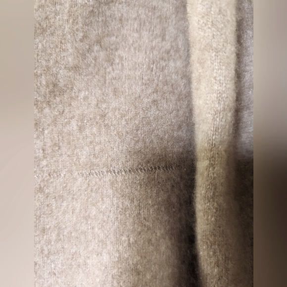 Vintage Soft Beige Thick Cashmere Cardigan - Picture 5 of 8